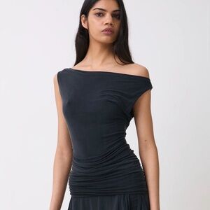 PEACHY DEN The Kylie Top